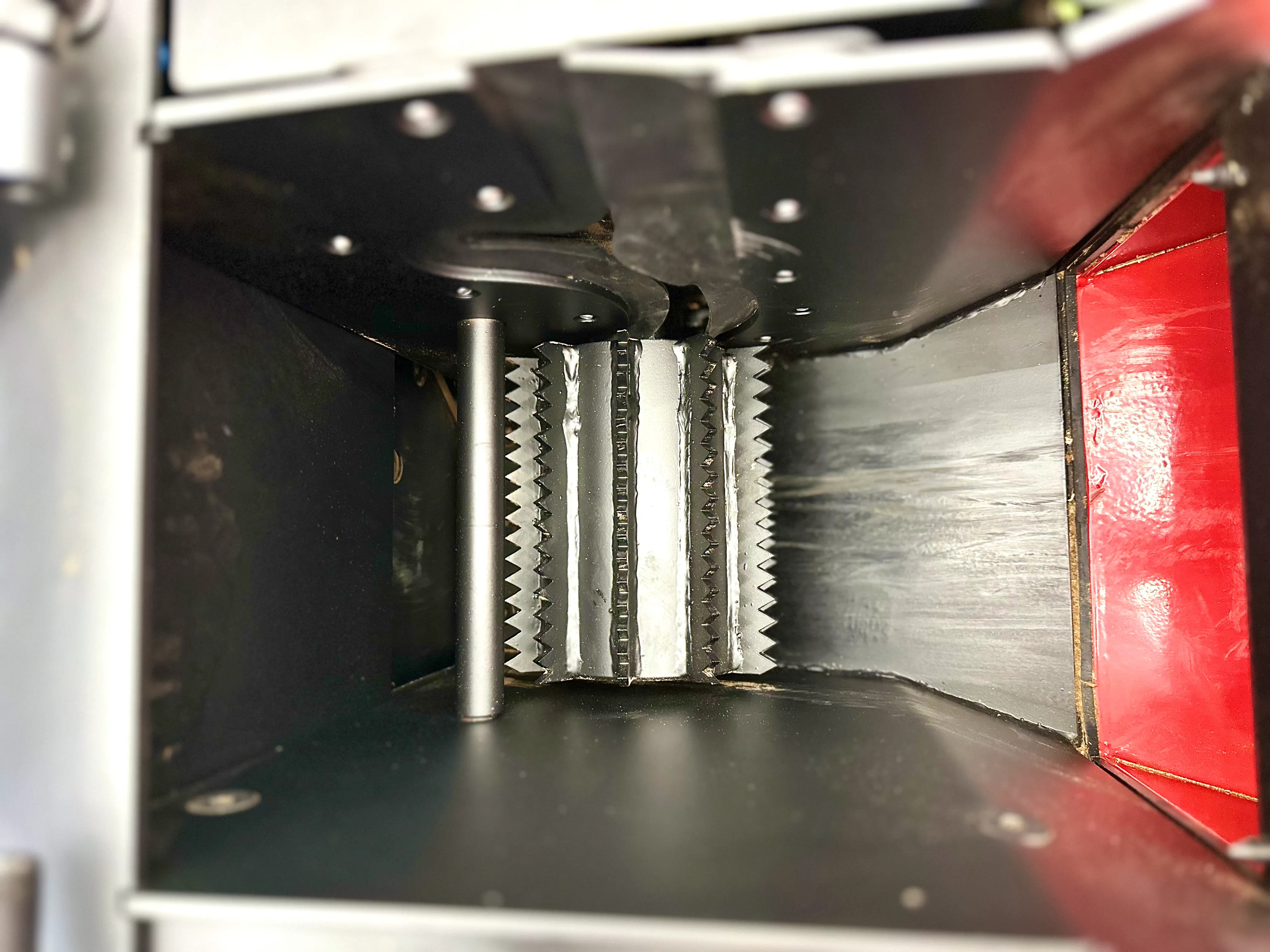 Измельчитель веток и древесины DH-27