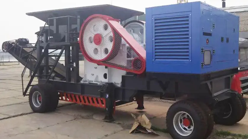 Дробильно-сортировочный комплекс ZPE2400 с щековой дробилкой PE-250х400 на колесном шасси с генераторной установкой и грохотом