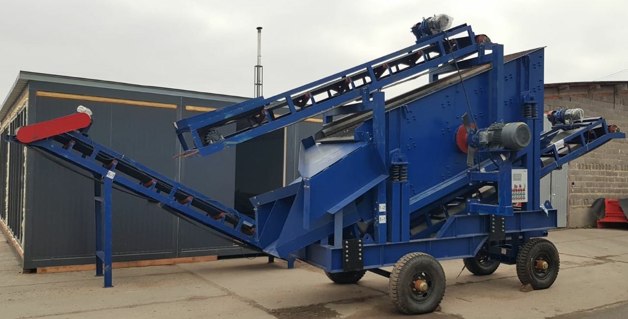 Грохот сортировочный двухситный на колесной базе с тремя конвейерами выгрузки 2YK