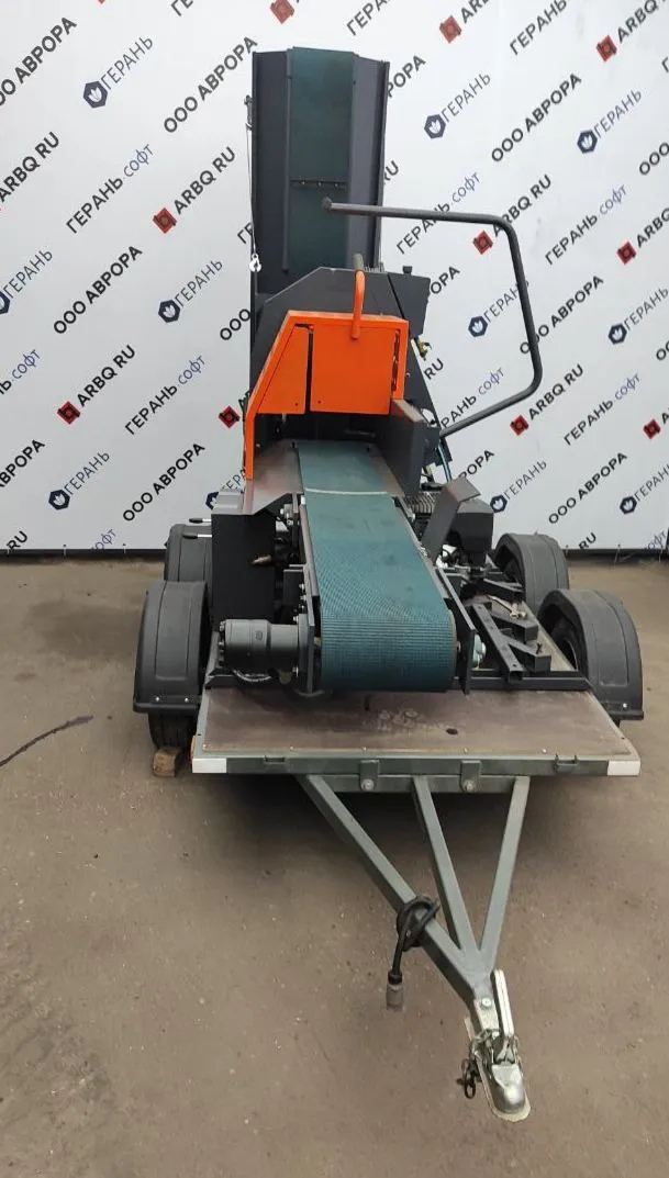 Машина для изготовления дров из дерева RM40 мобильная