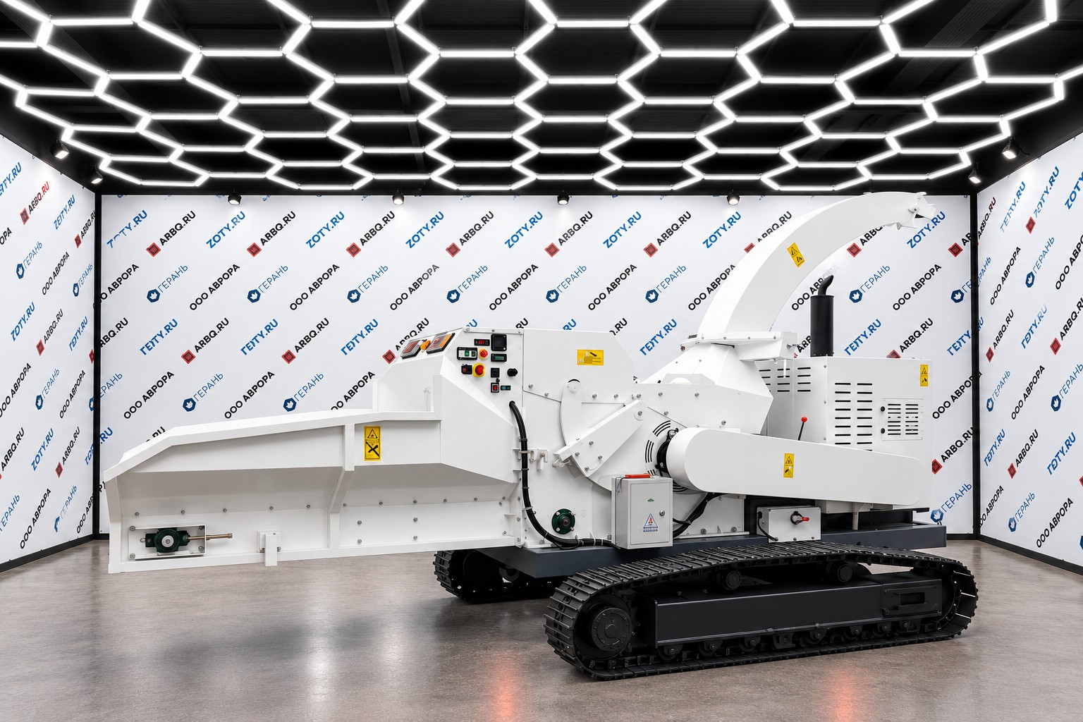 Измельчитель веток и древесины DH-220 на гусеничном ходу
